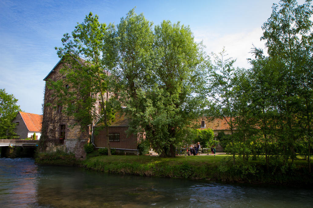 Bed and Breakfast Le Moulin De Tigny Exterior foto