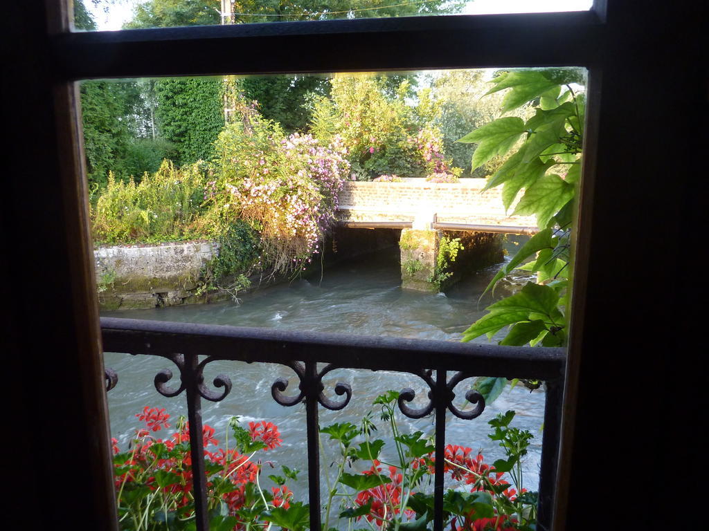 Bed and Breakfast Le Moulin De Tigny Exterior foto