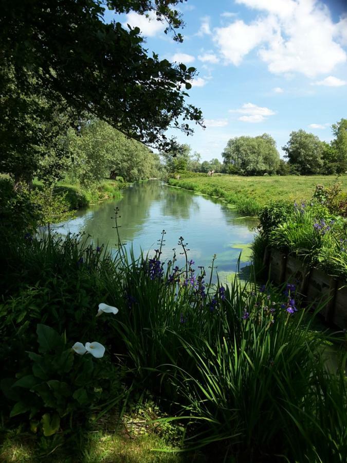 Bed and Breakfast Le Moulin De Tigny Exterior foto